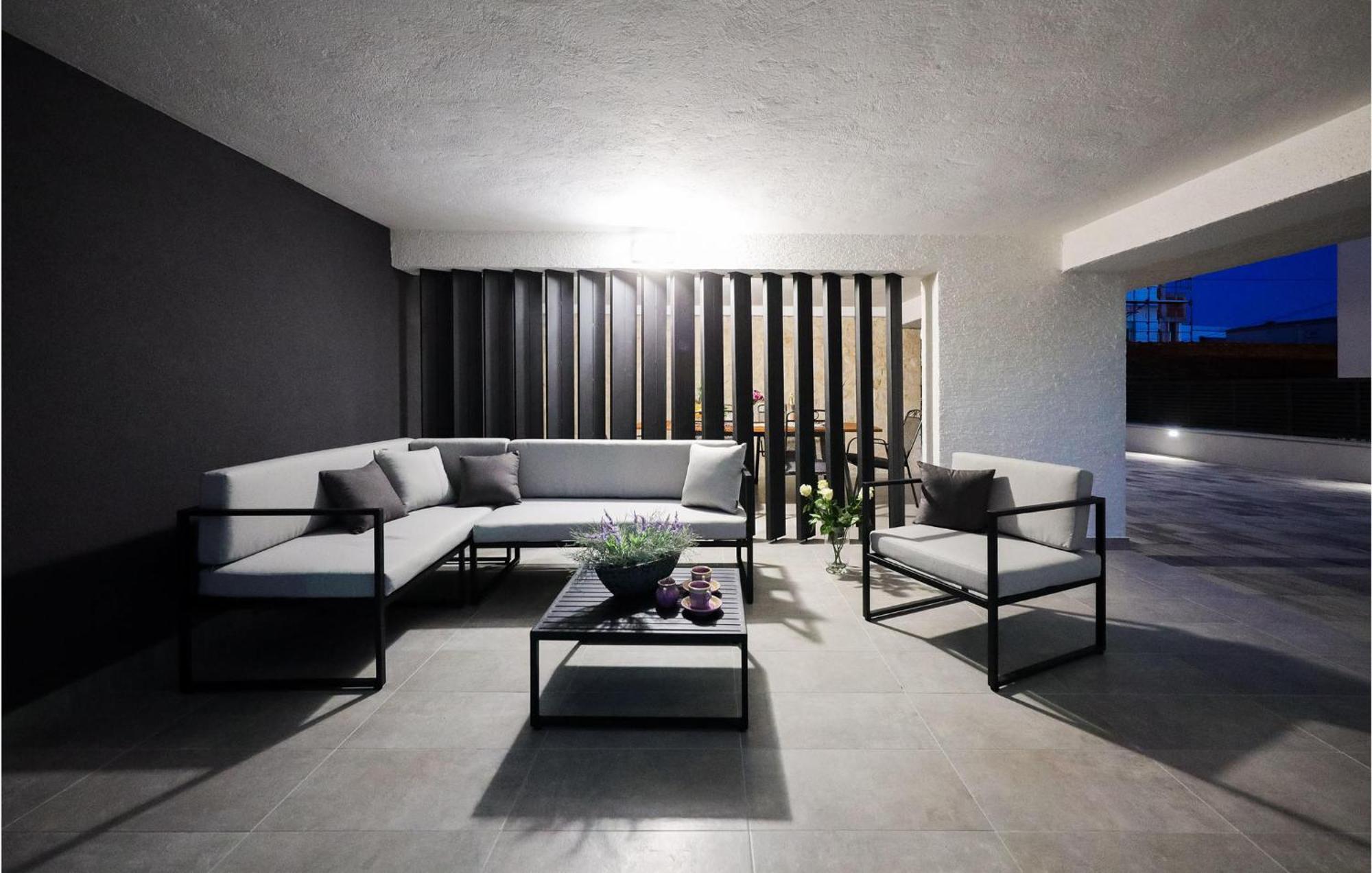 Lovely Apartment In Zadar With Wifi المظهر الخارجي الصورة