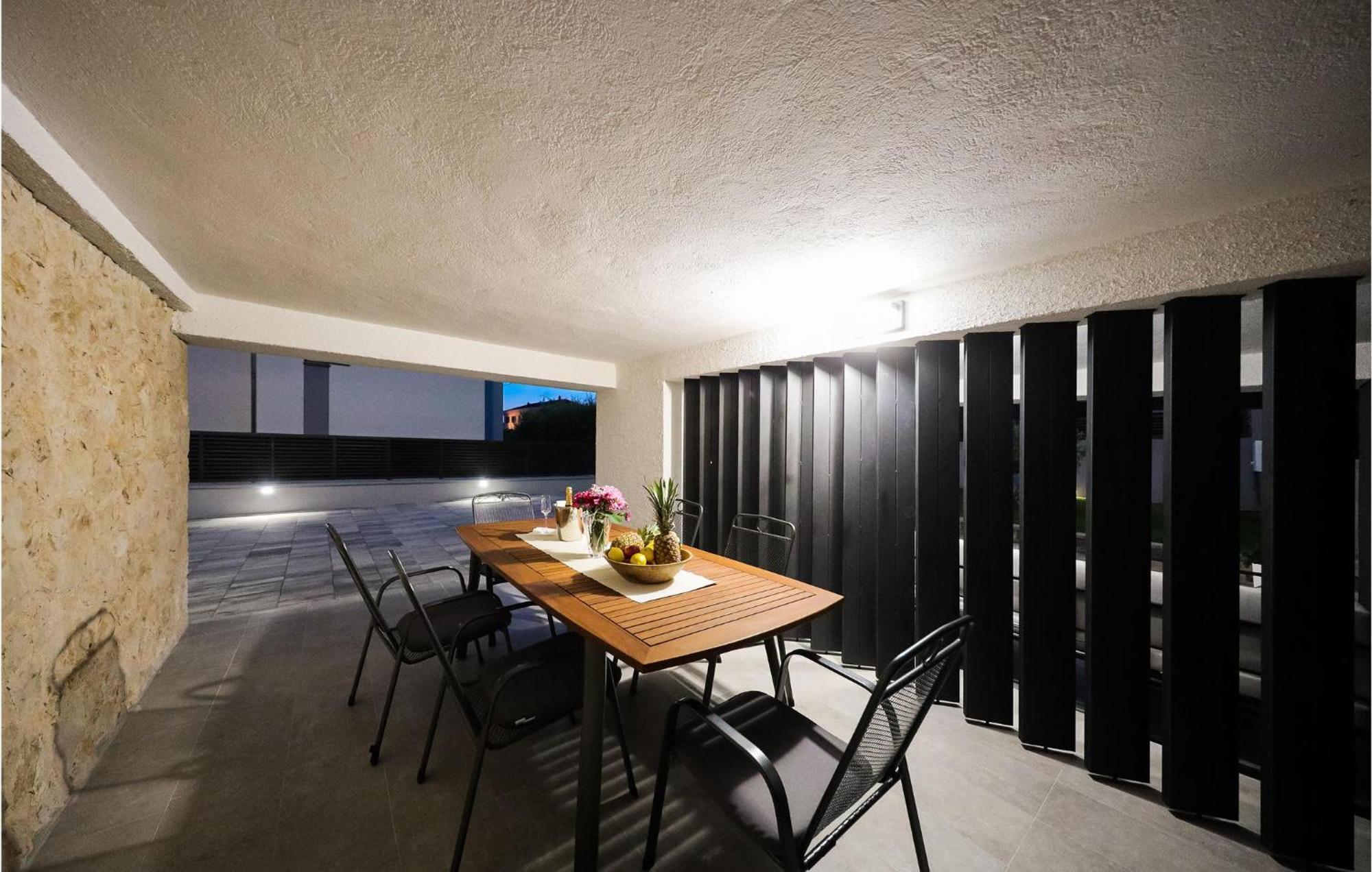 Lovely Apartment In Zadar With Wifi المظهر الخارجي الصورة